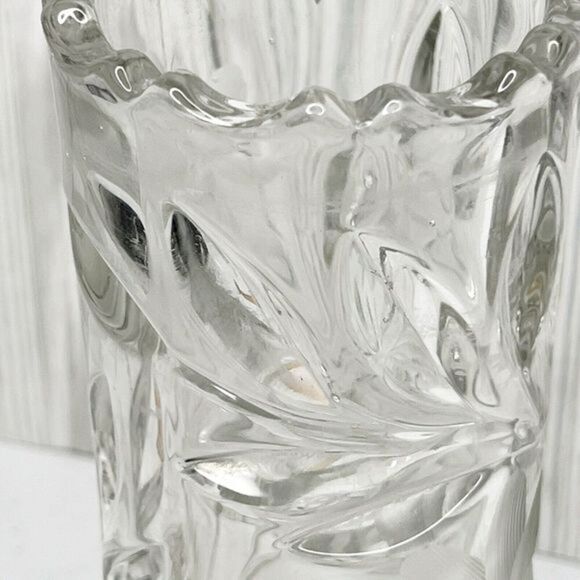 Vintage American Glass Etched Clear Vase Ribbed Top Flowers‎ Floral Star 12” - Picture 7 of 10